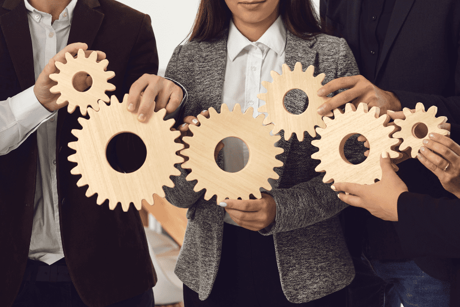 Are all leaders involved in vision casting and goal alignment?
